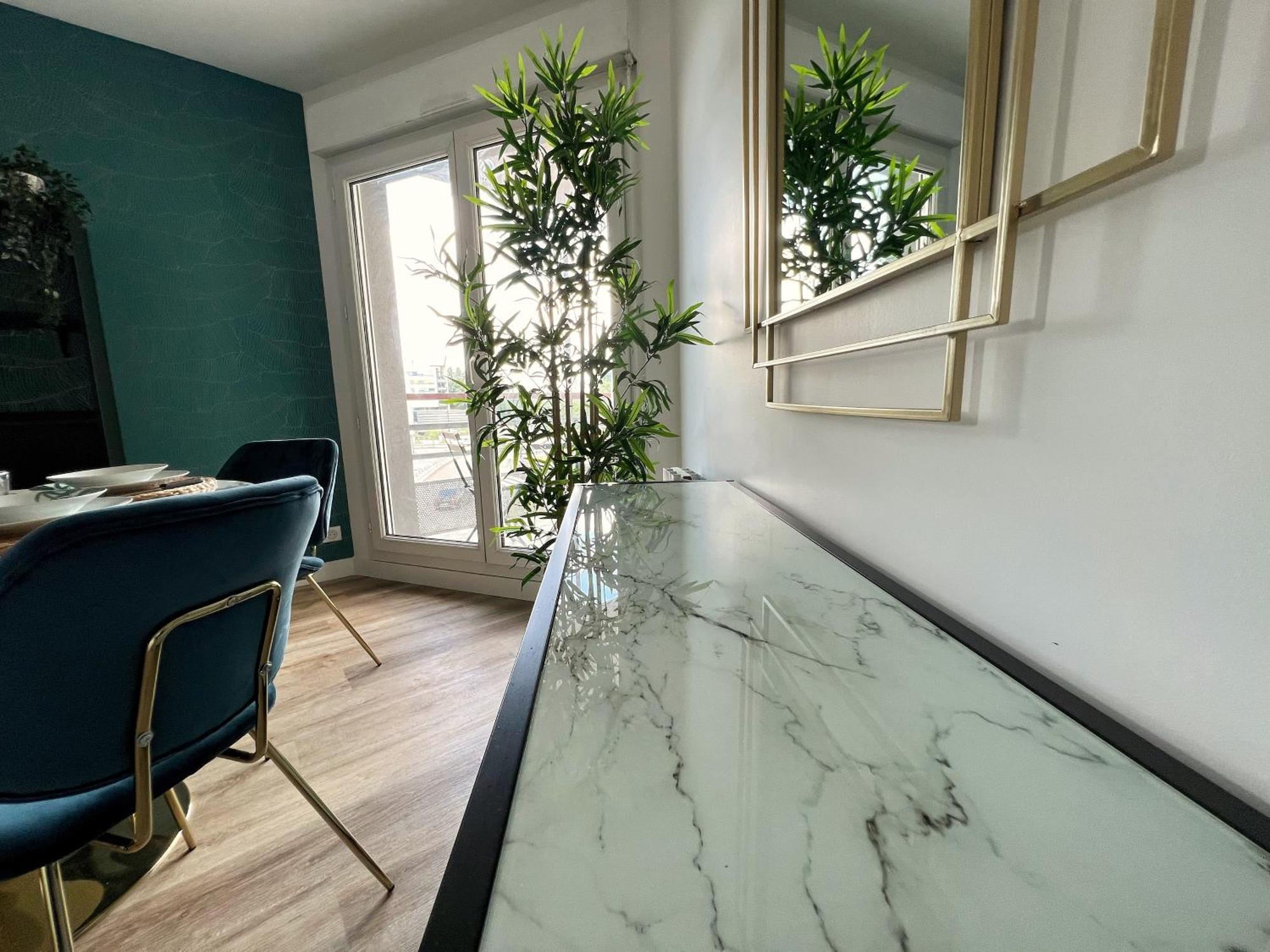 Le Saphir Apartment Reze Luaran gambar